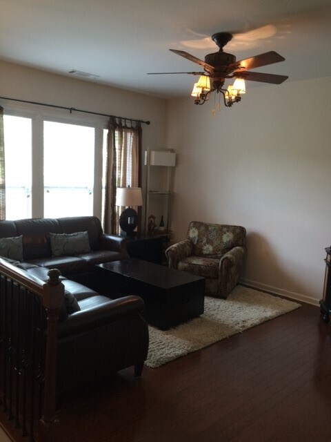 Building Photo - 2341 Limehurst Dr