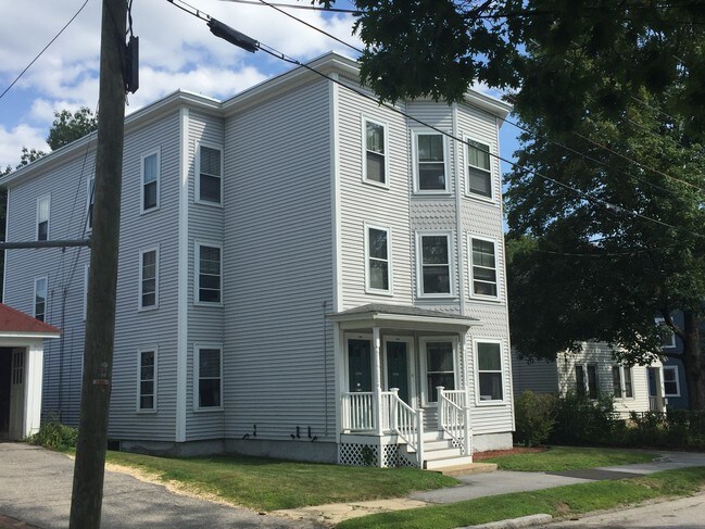 Building Photo - 277-279 Ash St