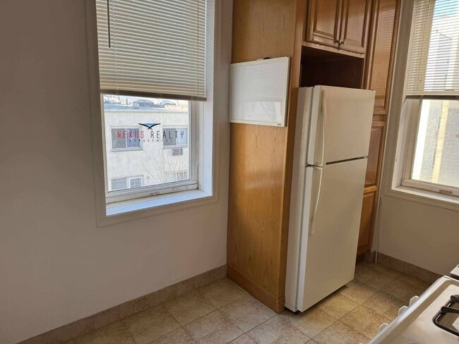 Building Photo - 30-26 35th St