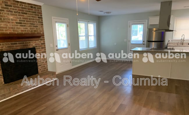 Building Photo - 532 Parlock Rd