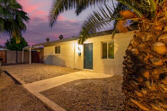 Building Photo - 5107 N 28th Dr