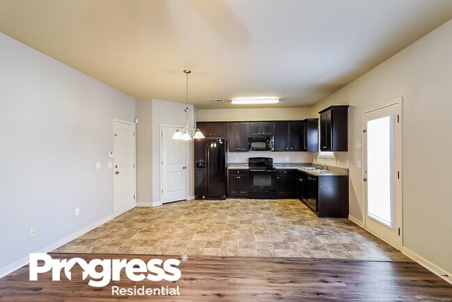 Building Photo - 494 Lobdale Falls Dr