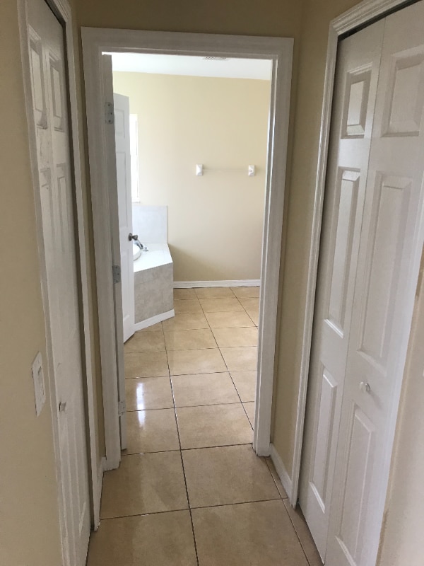 Building Photo - 543 Kingsbury Ln