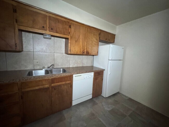 Foto del edificio - 201 W Lincoln Ave