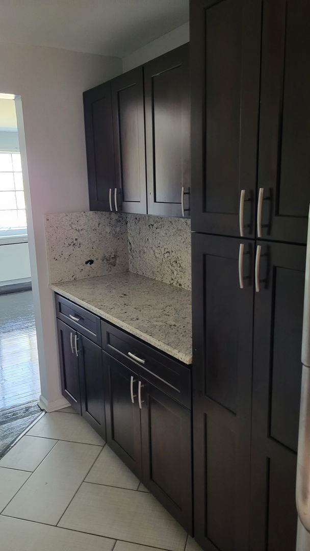 Foto del edificio - 747 E 84th Pl