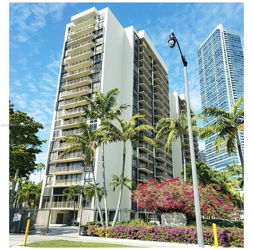 Foto principal - 1450 Brickell Ave