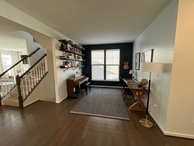 Foto del edificio - 277 Pear Blossom Rd