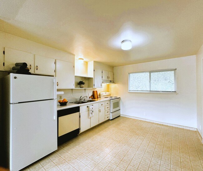 Foto del edificio - 8790 Petaluma Hill Rd