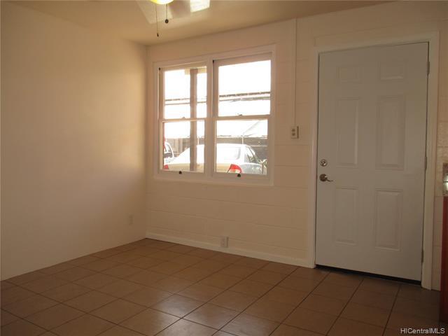 Building Photo - 94-171-171 Leokane St