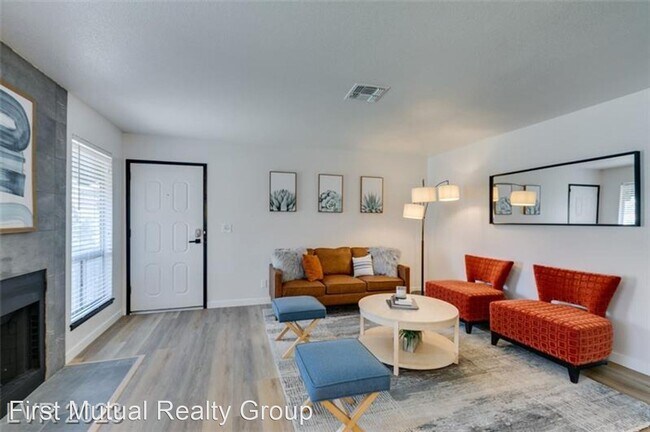 Building Photo - 2 br, 2 bath House - 5036 Newport Cove #A