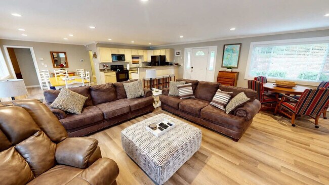 Foto del edificio - 413 Bayshore Dr