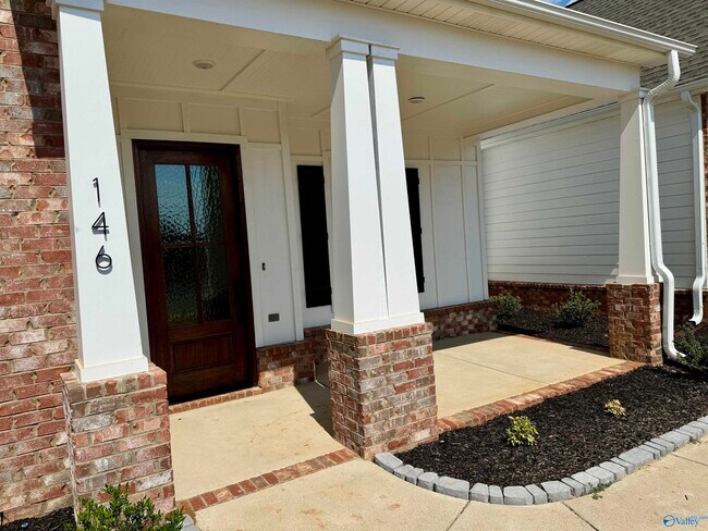 Building Photo - 146 Pembridge Ln