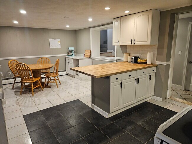 Cocina/Comedor - 71 Leitha Dr