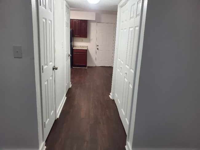 Building Photo - 6825 E Coronet Ct