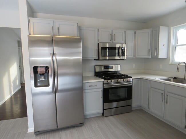 Foto del edificio - 3539 East St