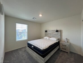 Building Photo - 380 Larksong Ave