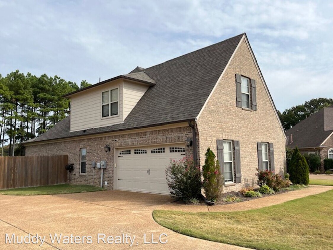 3 br, 2.5 bath House 3436 Shiloh Ln House Rental in Southaven, MS