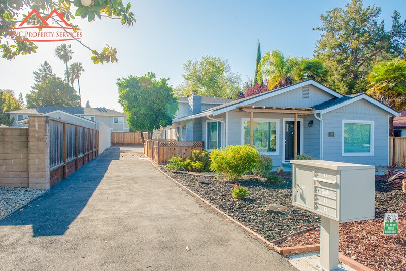 Primary Photo - 144 Granada Dr