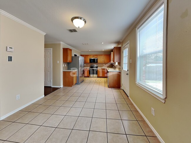 Foto del edificio - 13149 Cowper Dr