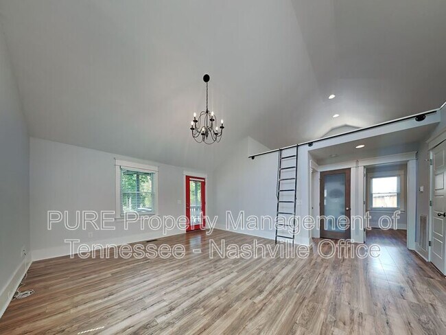 Building Photo - 78 Lutie St