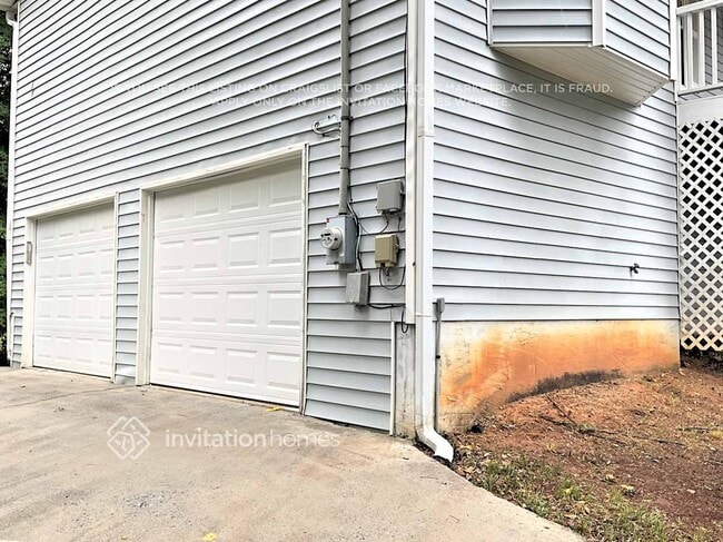 Building Photo - 5 Mayfield Ct