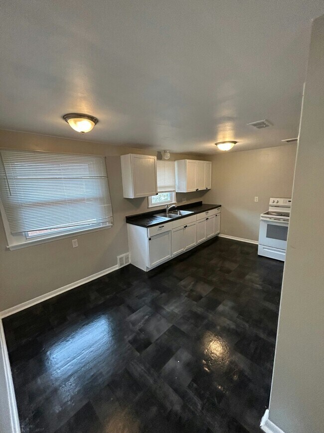 Foto del edificio - 3437-3439-3439 N 83rd St