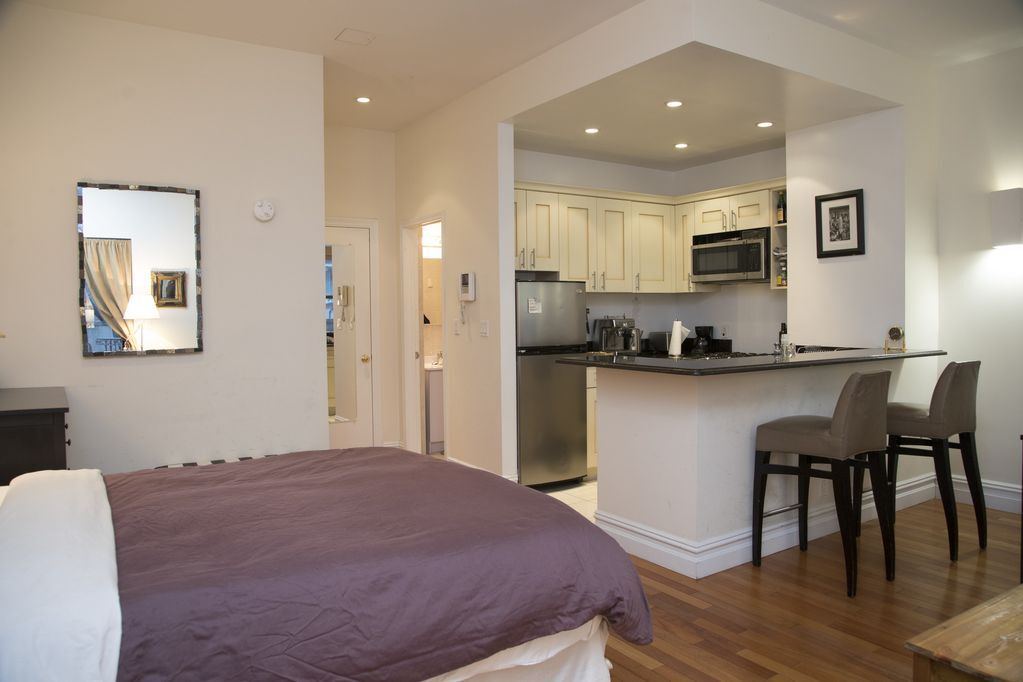 Foto principal - 2160 E Tremont Ave