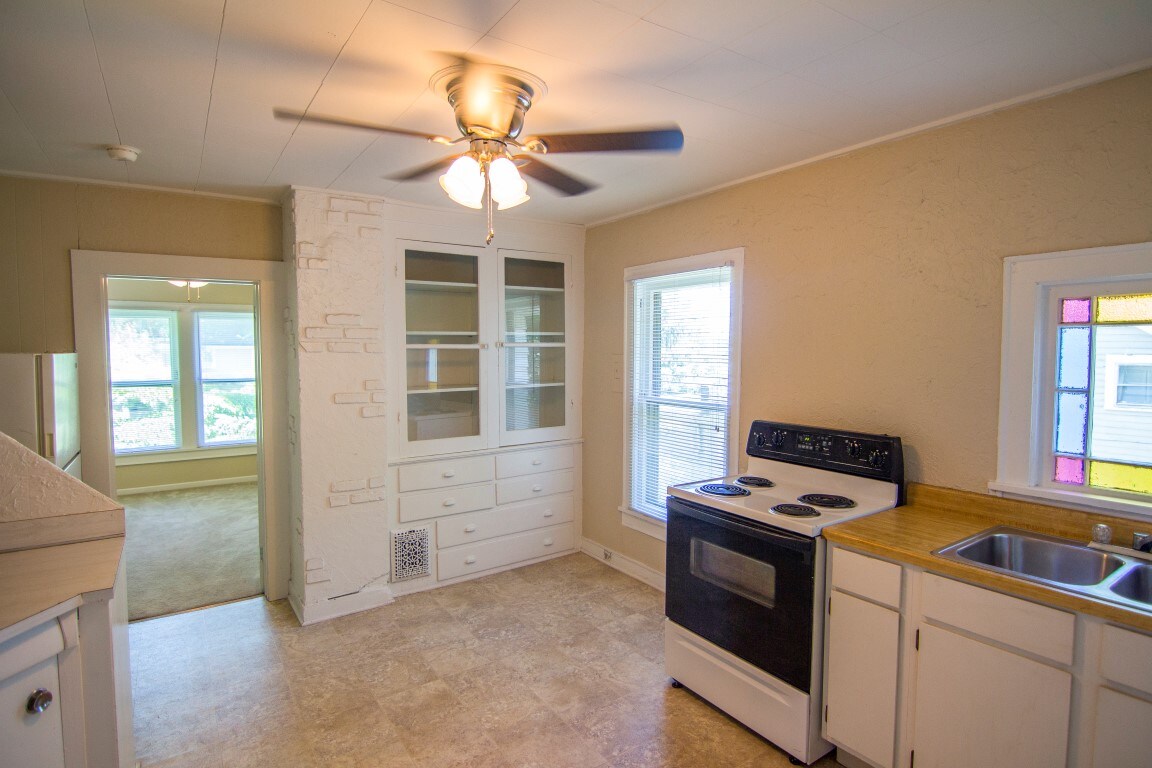 Foto principal - 37914 2nd St