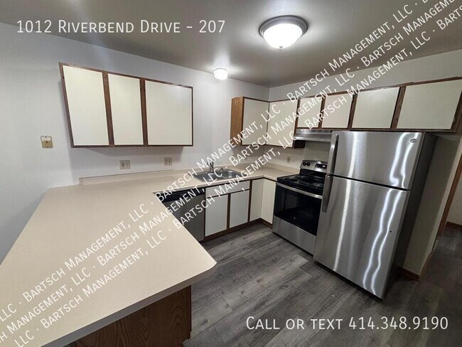 Foto del edificio - 1012 Riverbend Dr