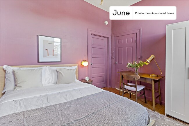 Foto del edificio - Room in Shared 4 bed/1.5 bath home