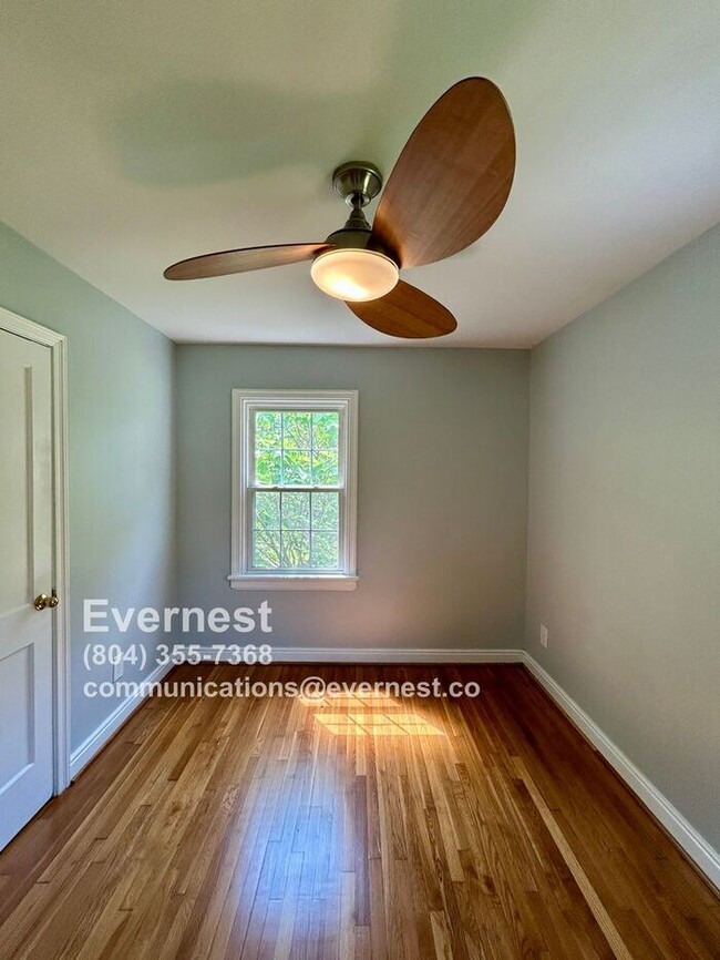 Foto del edificio - 1016 Boroughbridge Rd