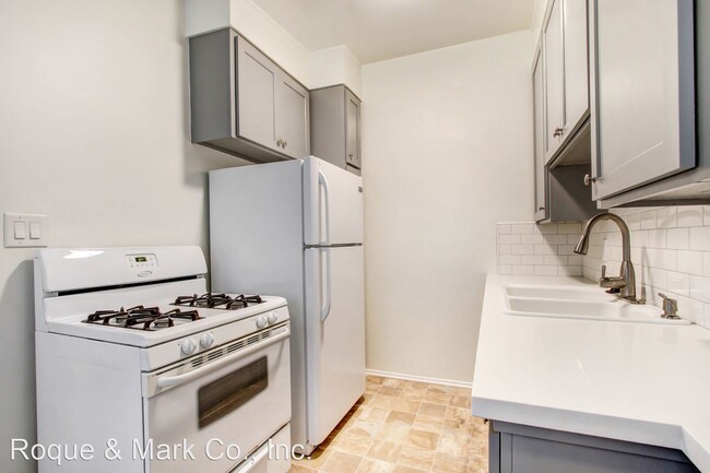Building Photo - 2 br, 1 bath Apartment - 419 Raymond Avenu...