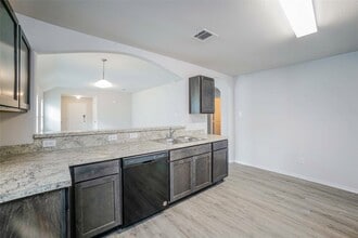 Building Photo - 415 Brushback Dr