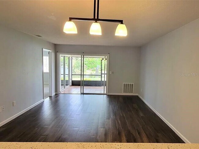 Foto del edificio - 48 Kings Colony Ct