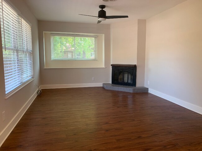 Building Photo - 1501 Braes Ridge Dr