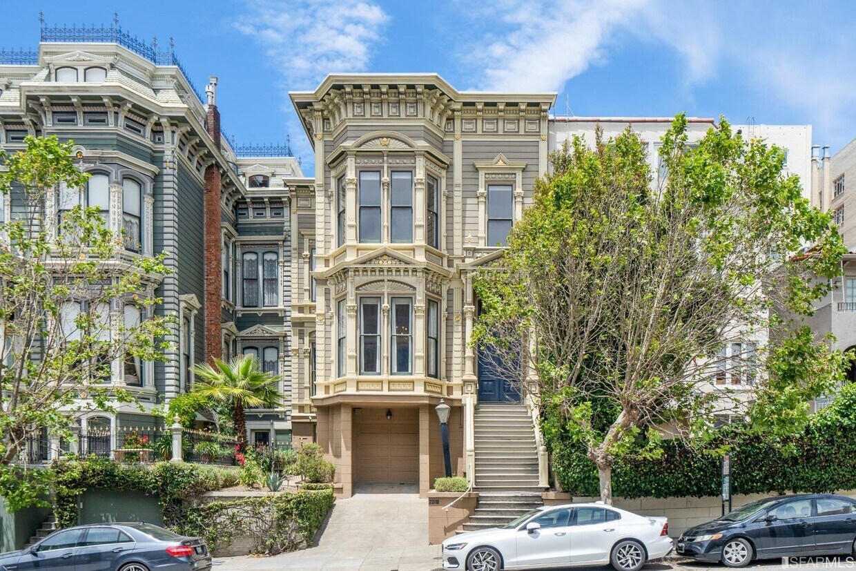 Primary Photo - 2018 California St