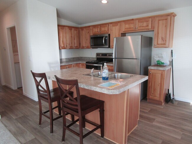 Foto del edificio - Brand New Manufactured Home - Water/Sewer/Electricity Provided!