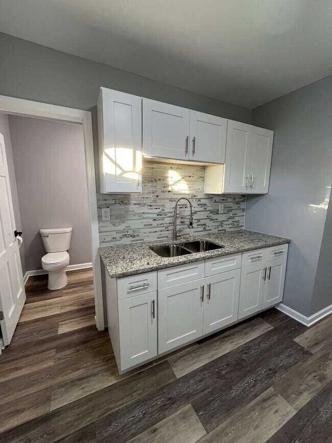 Foto del edificio - 4744 Delaware St