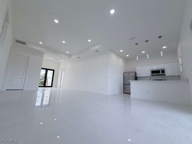 Foto del edificio - 477 Rayford St