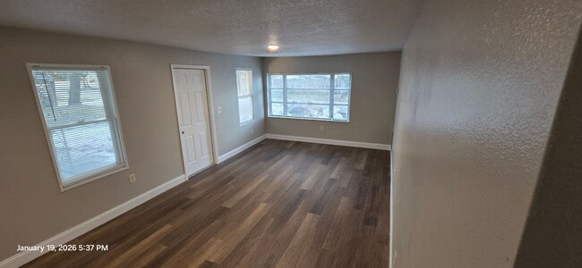 Foto del edificio - 603 27th Ave W