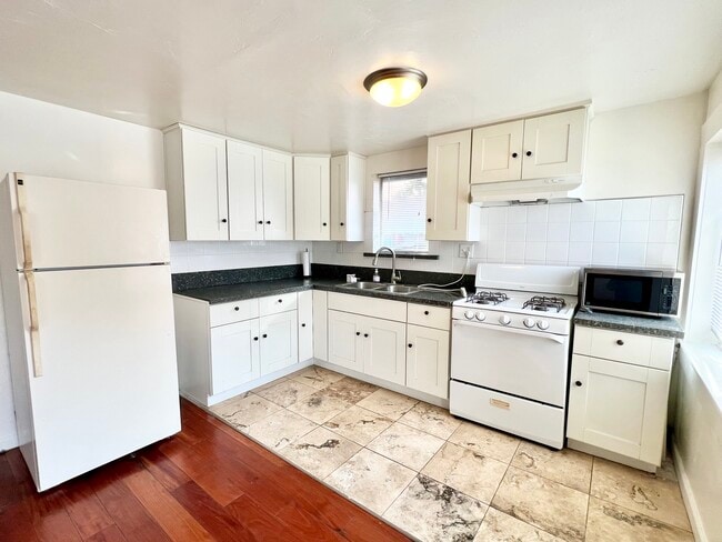 Foto del edificio - 451 27th St