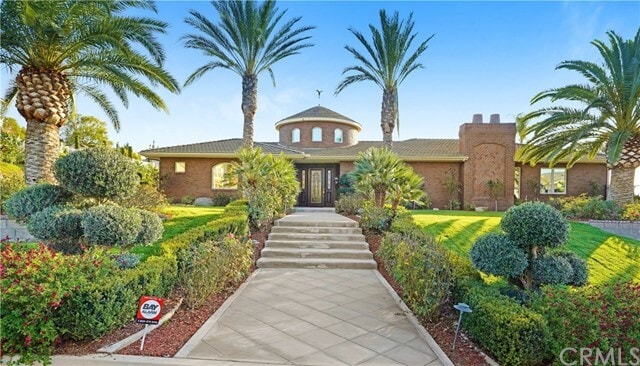 Building Photo - 6897 Chartwell Dr