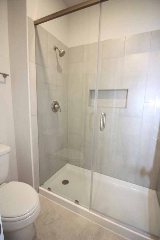 Building Photo - 6542 Scarlet Pond Ln