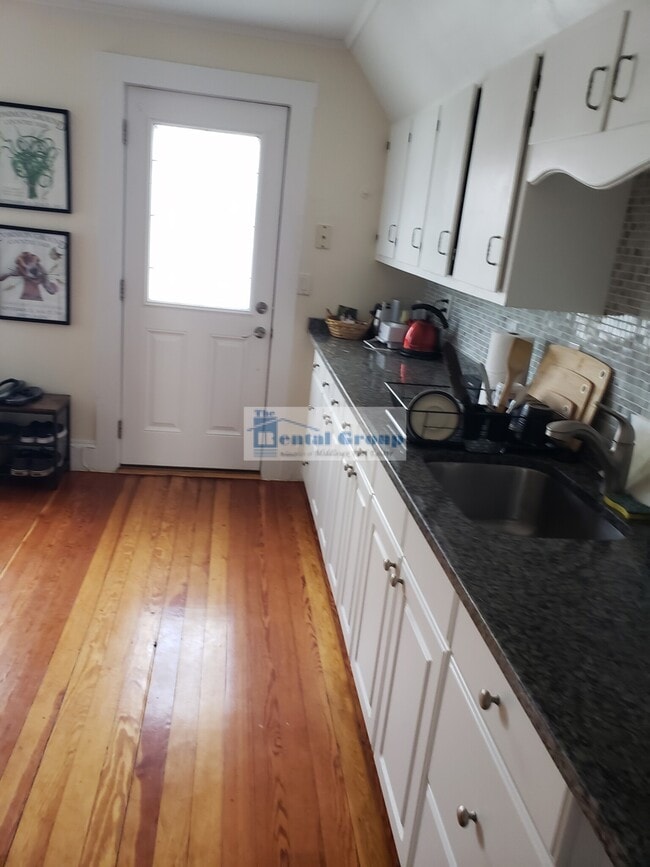 Foto del edificio - 97 Massachusetts Ave