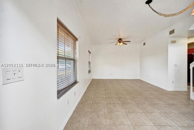 Foto del edificio - 2316 Coral Reef Ct