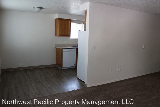 Foto del edificio - 196 Stoneway Dr NW