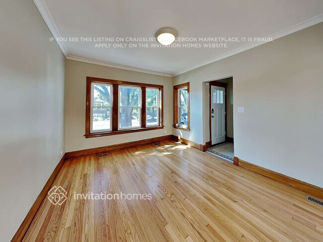 Foto del edificio - 2423 Wesley Ave