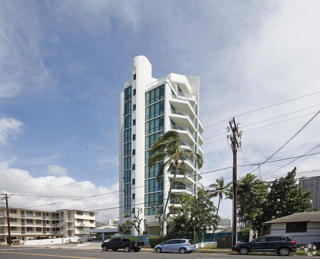 Foto principal - 745 Isenberg St