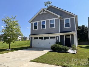 Building Photo - 4320 Bowline Dr