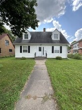 Building Photo - 217 Lake St